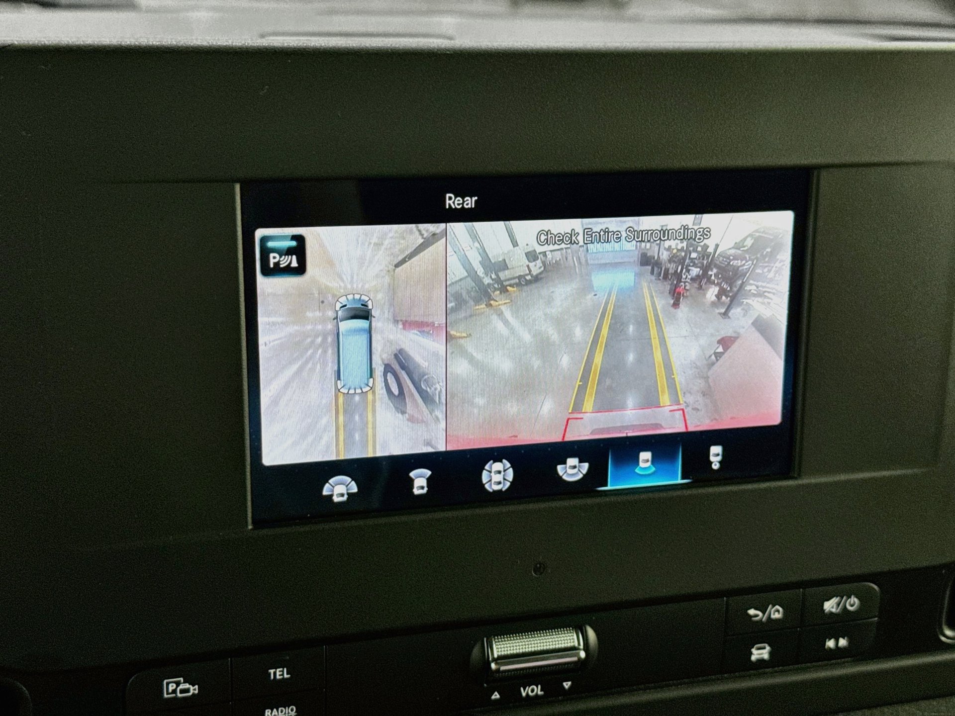 Used 2020 Mercedes-Benz Sprinter 2500 image 14