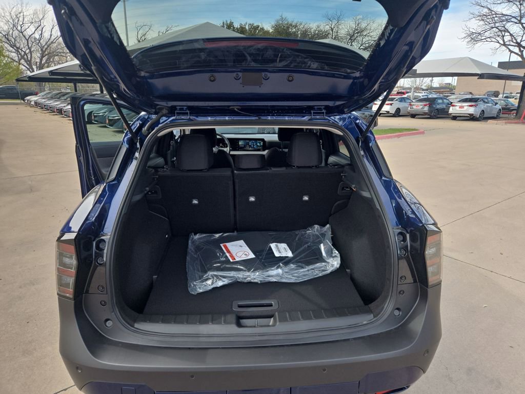 New 2026 Nissan Kicks SV FWD image 29