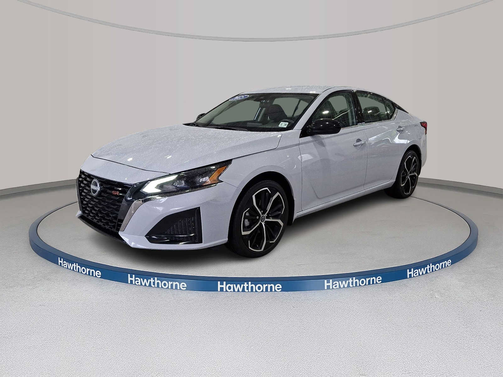 Used 2025 Nissan Altima 2.5 SR AWD/4WD image 3