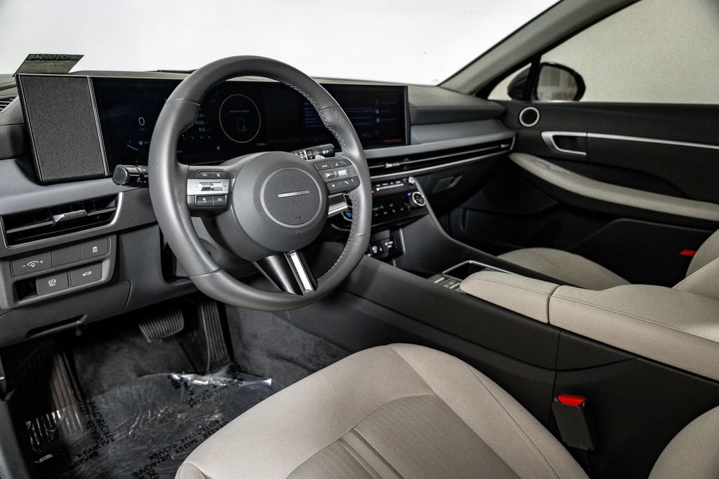 Certified 2024 Hyundai Sonata SEL w/ Convenience Package FWD image 27