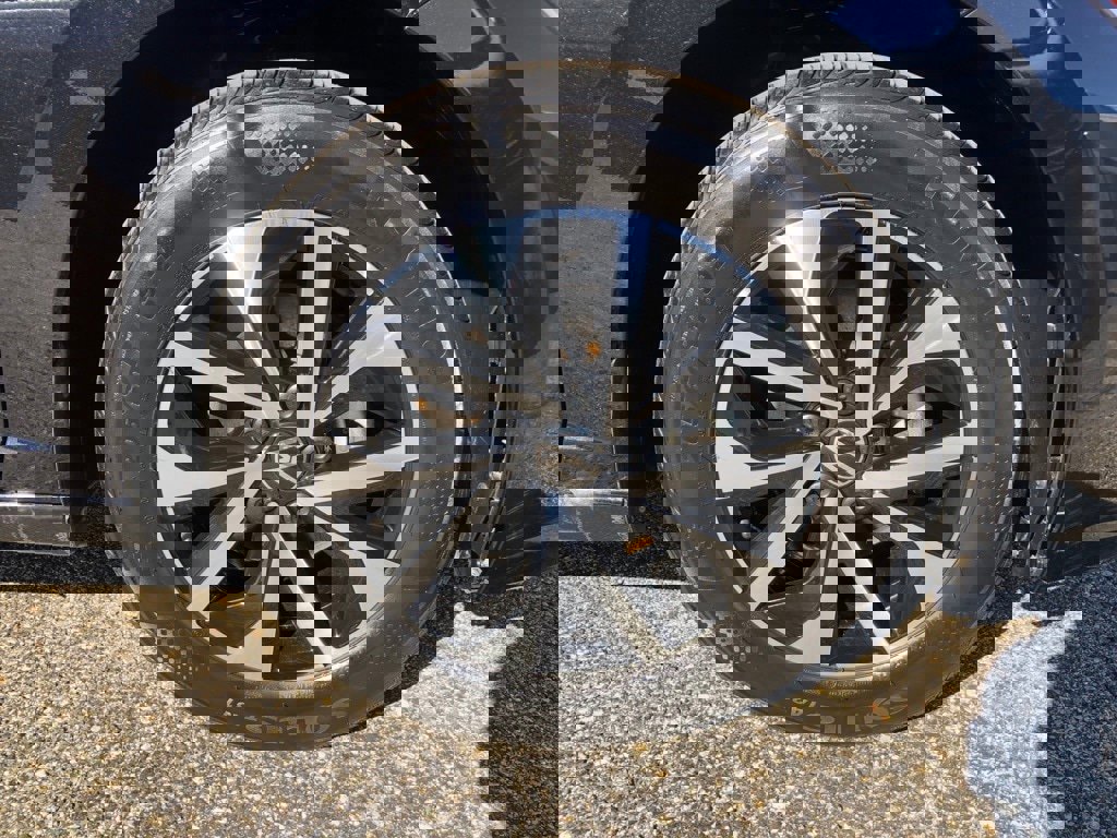 Used 2024 Volkswagen Jetta S image 9