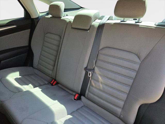 Used 2014 Ford Fusion S FWD image 17