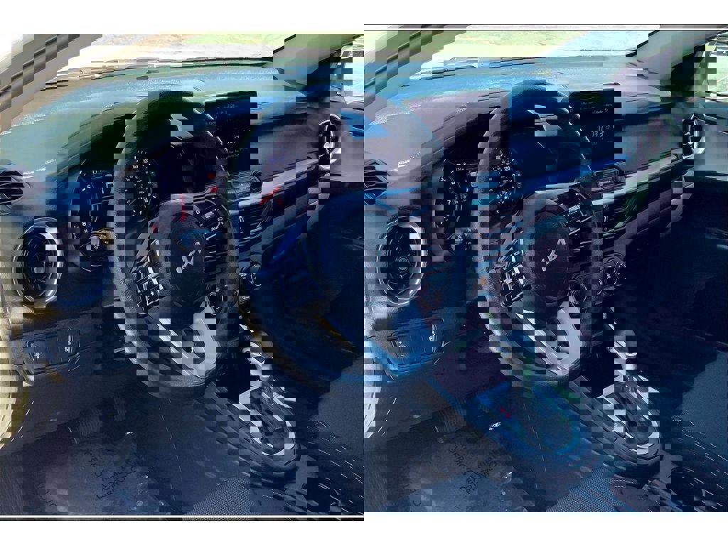 Used 2023 Kia Forte LXS image 15