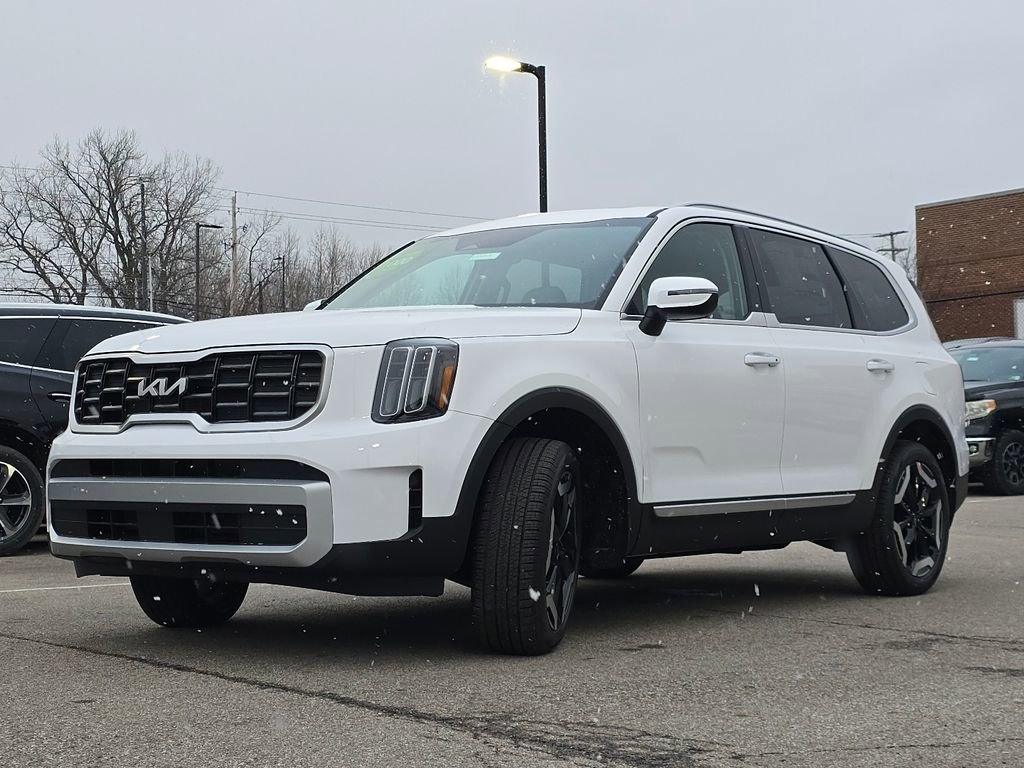 New 2025 Kia Telluride S image 12