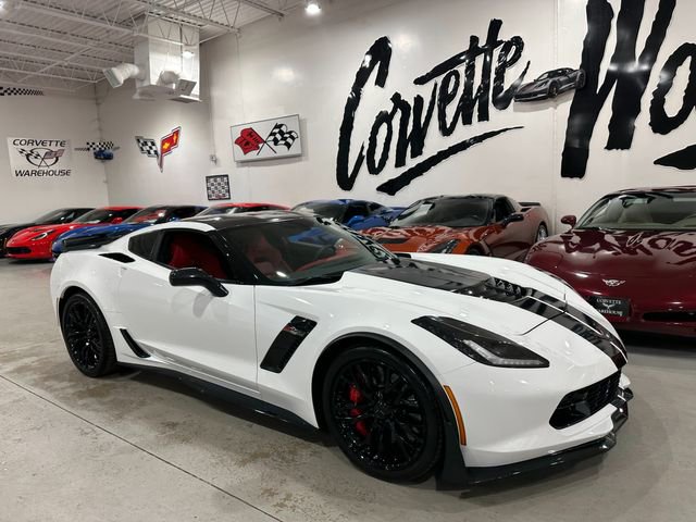 Used 2016 Chevrolet Corvette Z06 w/ 3LZ Preferred Equipment Group RWD image 23