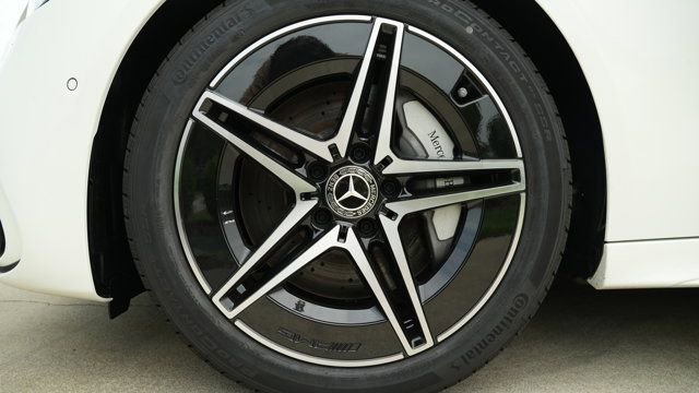 Certified 2025 Mercedes-Benz C 300 4MATIC Sedan image 12