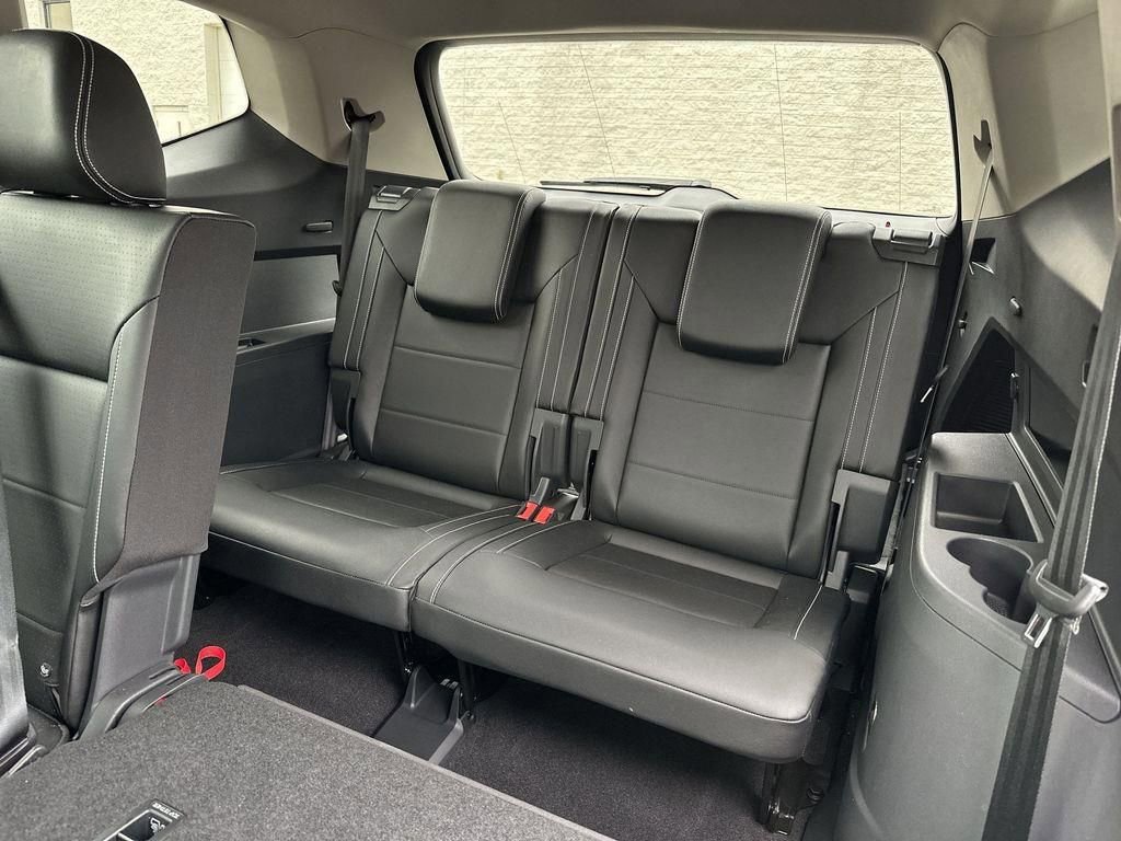 Used 2023 Volkswagen Atlas SE FWD image 24
