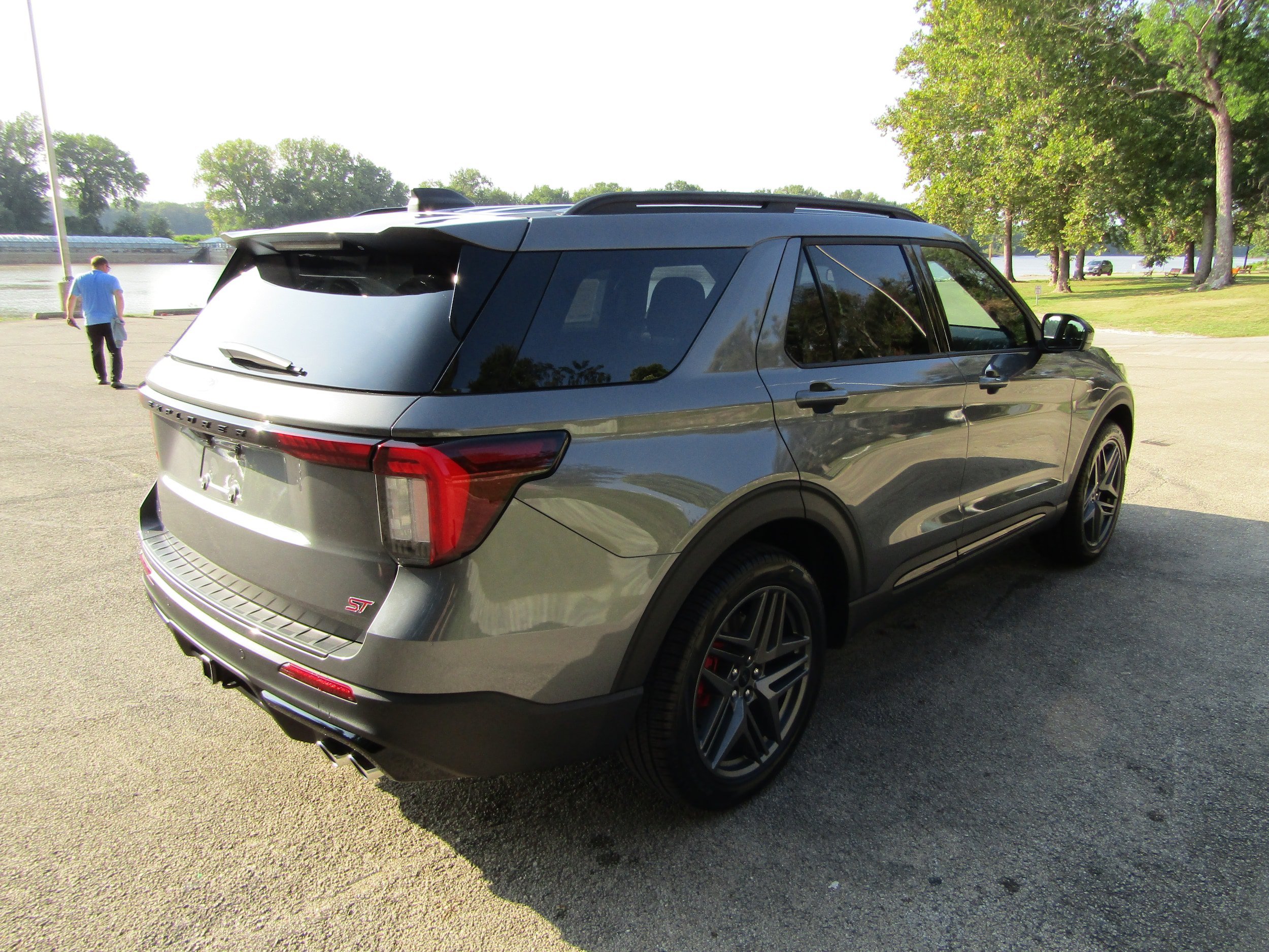 New 2027 Ford Explorer ST w/ Sun And Sound Package AWD/4WD image 4