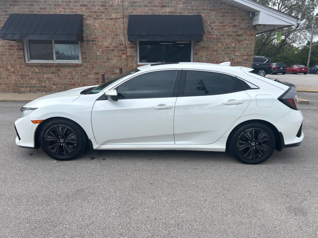 Used 2019 Honda Civic EX image 10