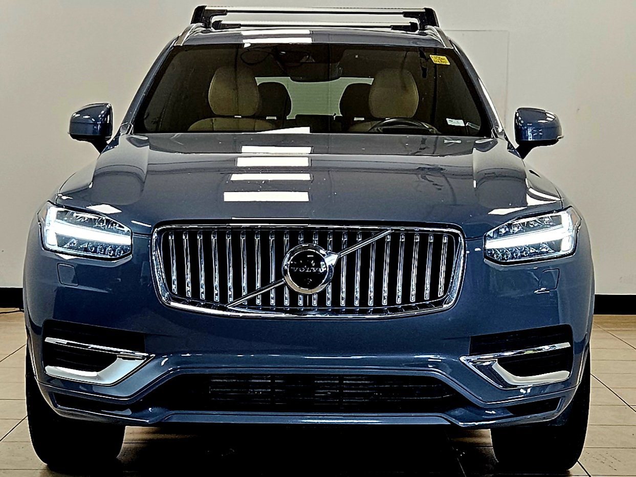 Used 2022 Volvo XC90 T8 Inscription image 6