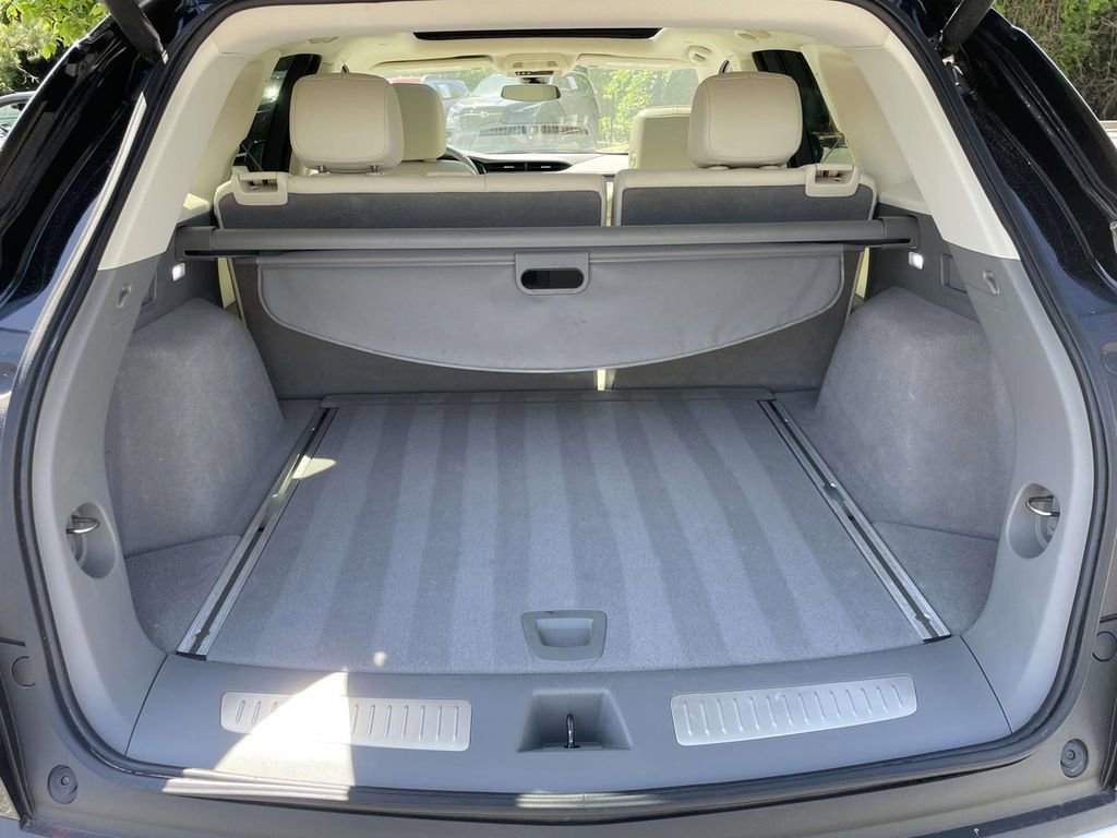 Used 2020 Cadillac XT5 Premium Luxury image 10