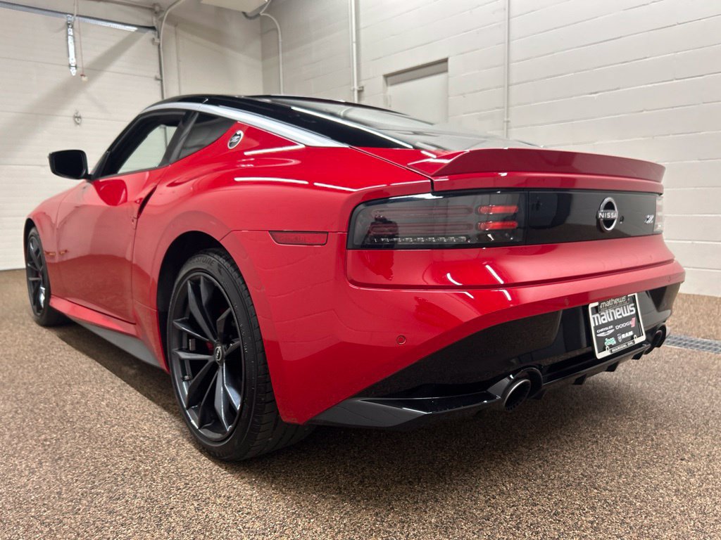 Used 2025 Nissan Z Performance w/ Floor Mat Package RWD image 4