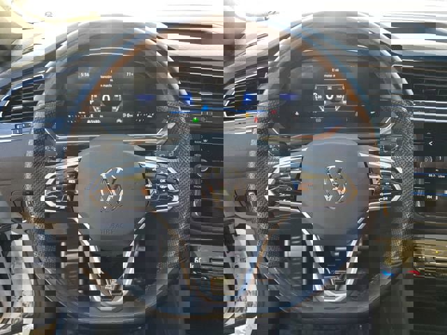 Certified 2024 Volkswagen Tiguan SE R-Line image 20