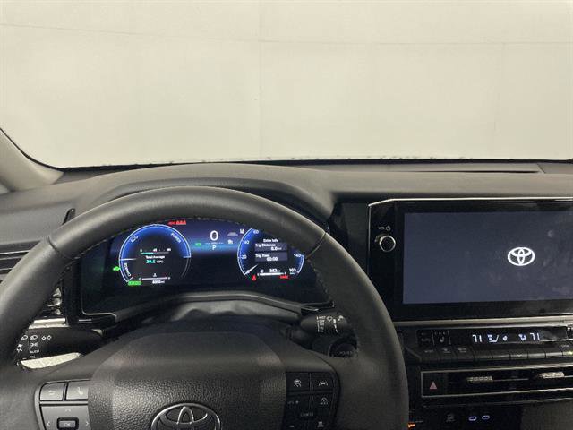 Certified 2025 Toyota Camry XLE image 15