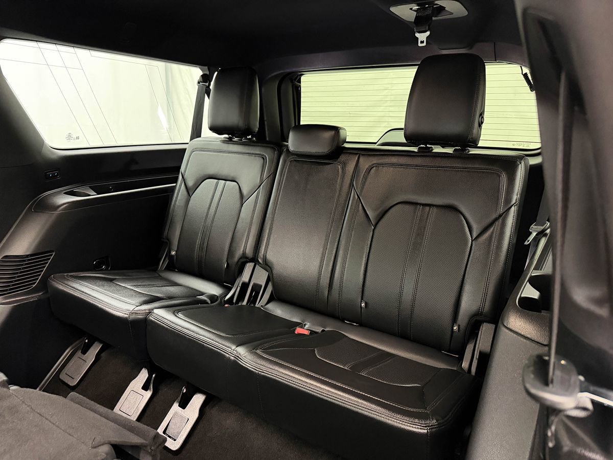 Used 2019 Ford Expedition Max Limited AWD/4WD image 35