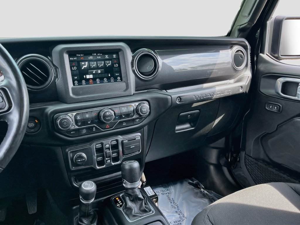 Used 2021 Jeep Wrangler Unlimited Sport AWD/4WD image 22