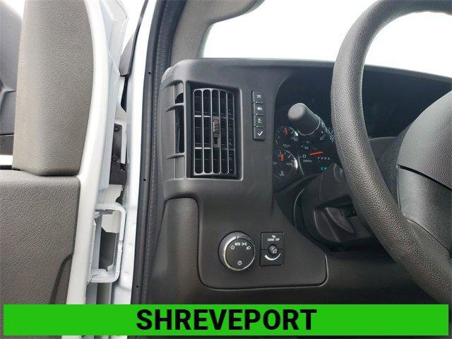 New 2025 GMC Savana 2500 w/ Driver Convenience Package image 16