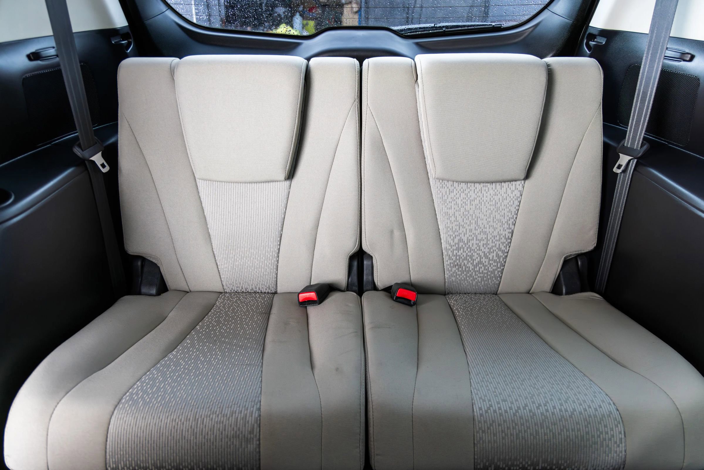 Used 2012 MAZDA MAZDA5 Sport image 13