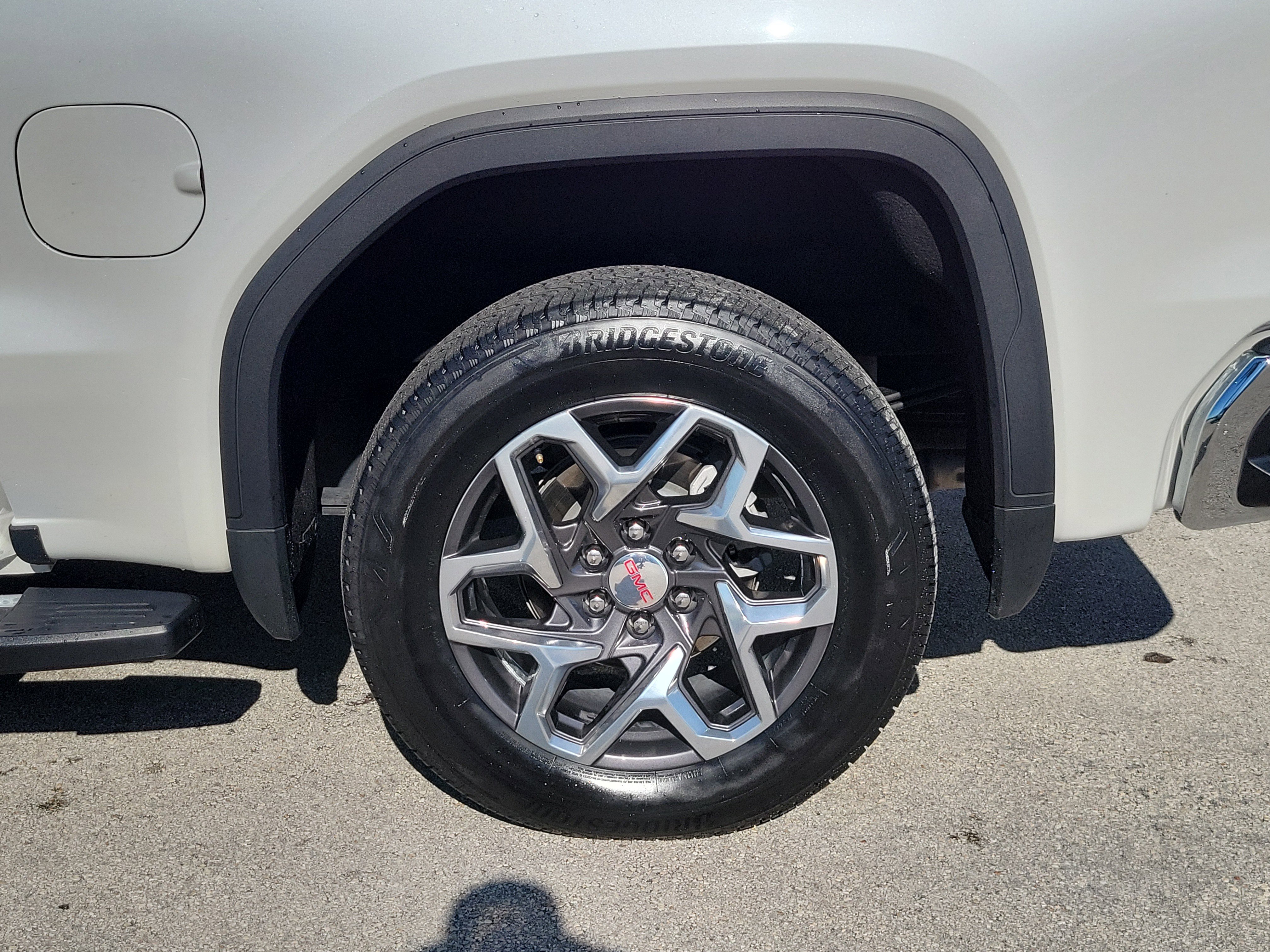 Used 2023 GMC Sierra 1500 SLT w/ SLT Premium Package image 25