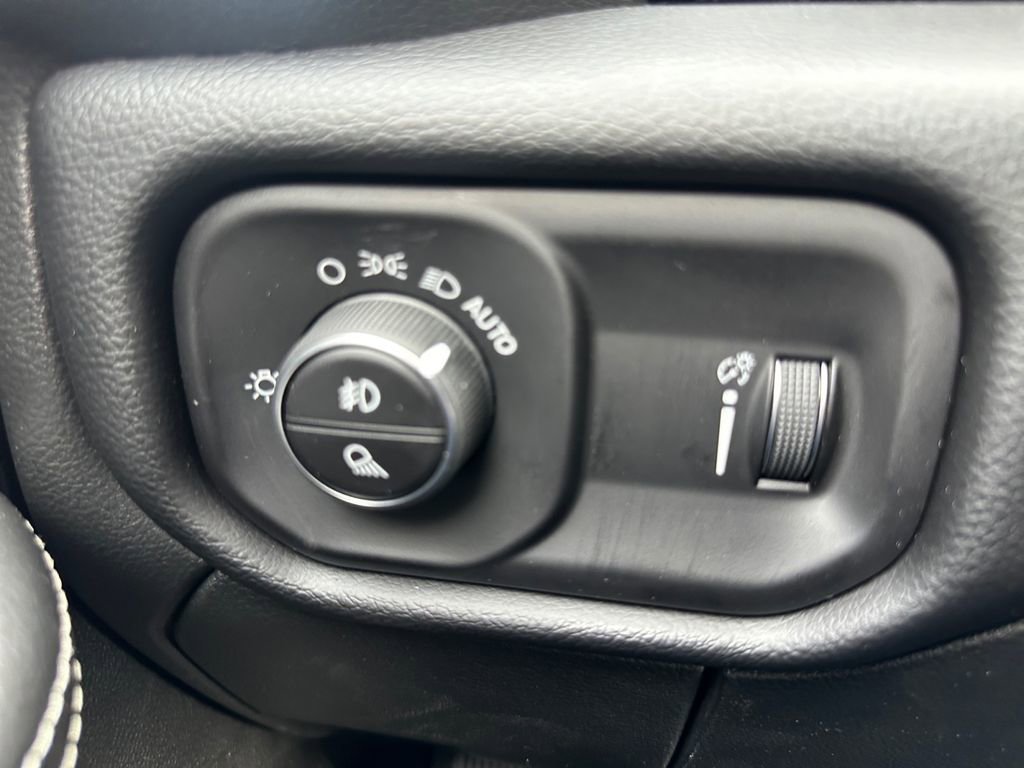 New 2025 RAM 2500 Big Horn image 18