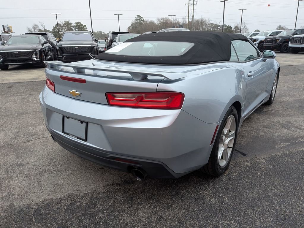 Used 2017 Chevrolet Camaro LT image 5