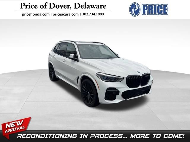 Used 2022 BMW X5 xDrive40i w/ M Sport Package AWD/4WD image 1