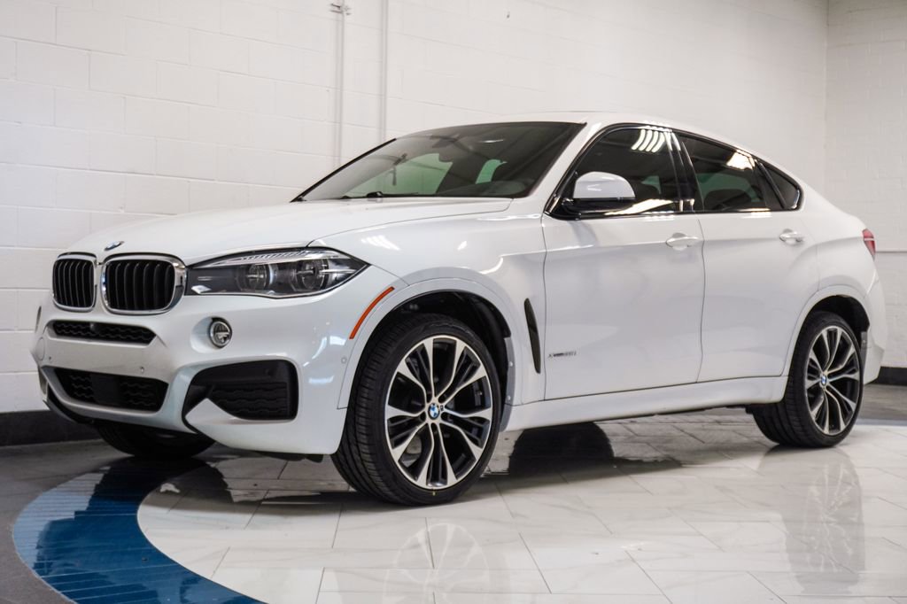Used 2019 BMW X6 xDrive35i w/ M Sport Package AWD/4WD image 4