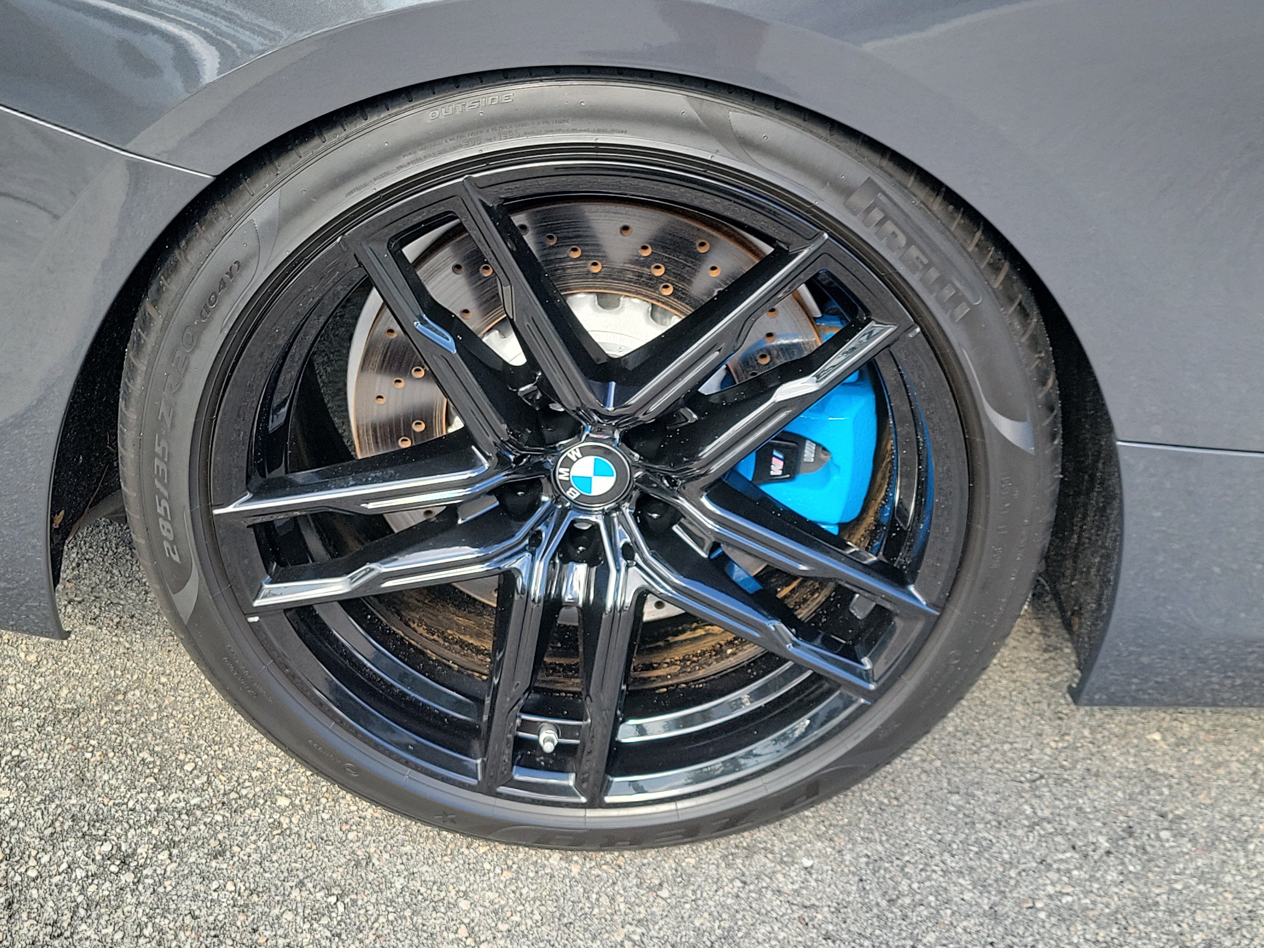 Used 2022 BMW M8 Competition w/ M Carbon Exterior Package AWD/4WD image 5