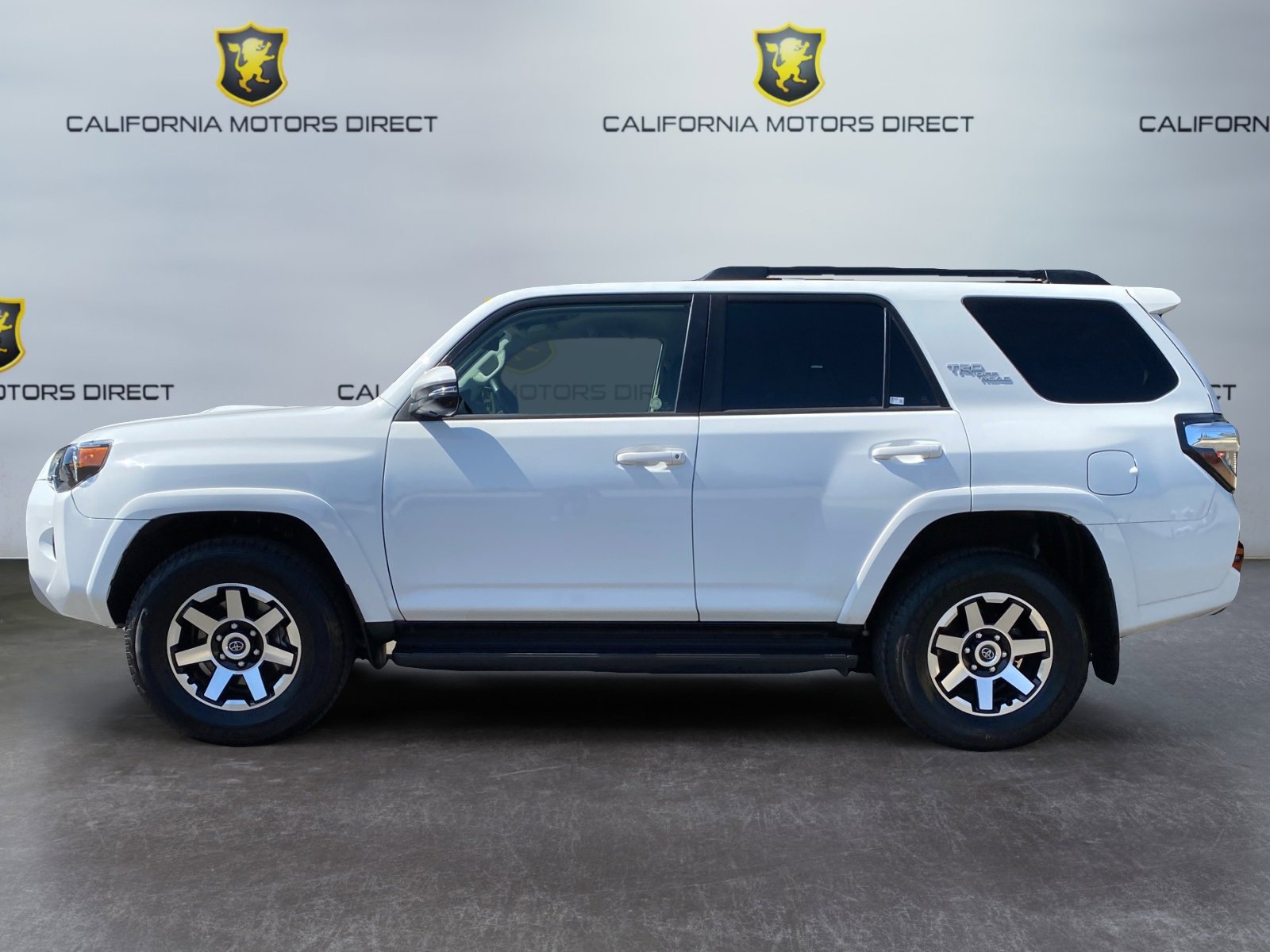Used 2024 Toyota 4Runner TRD Off-Road Premium image 8
