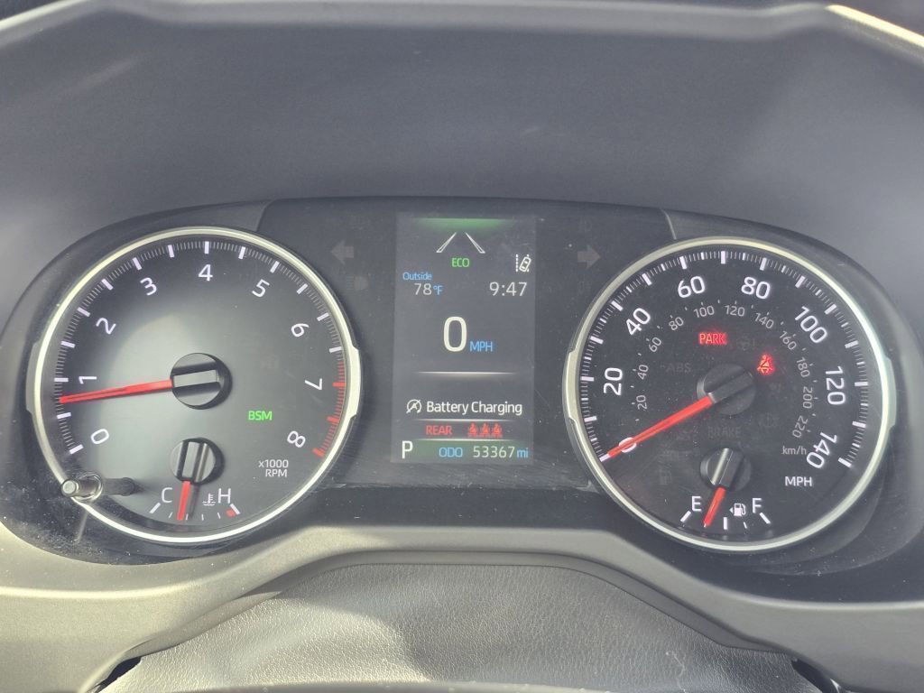 Used 2022 Toyota RAV4 XLE Premium AWD/4WD image 14