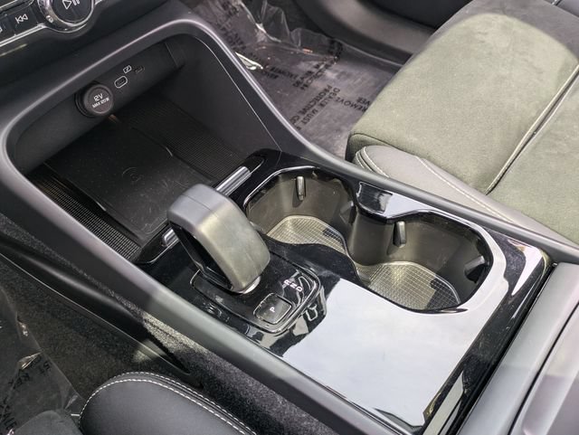 Certified 2023 Volvo XC40 Recharge Ultimate AWD/4WD image 24