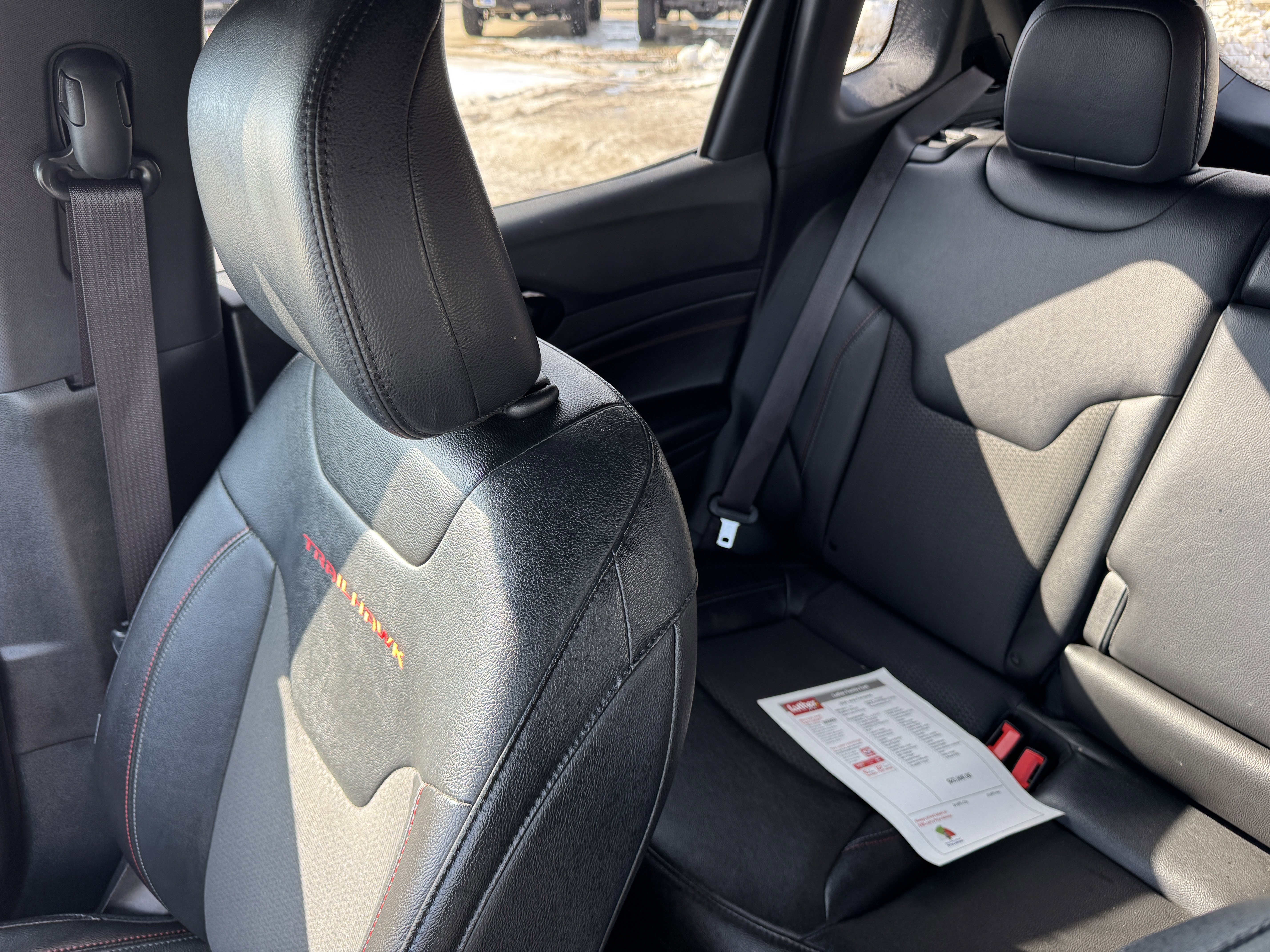 Used 2024 Jeep Compass Trailhawk image 12