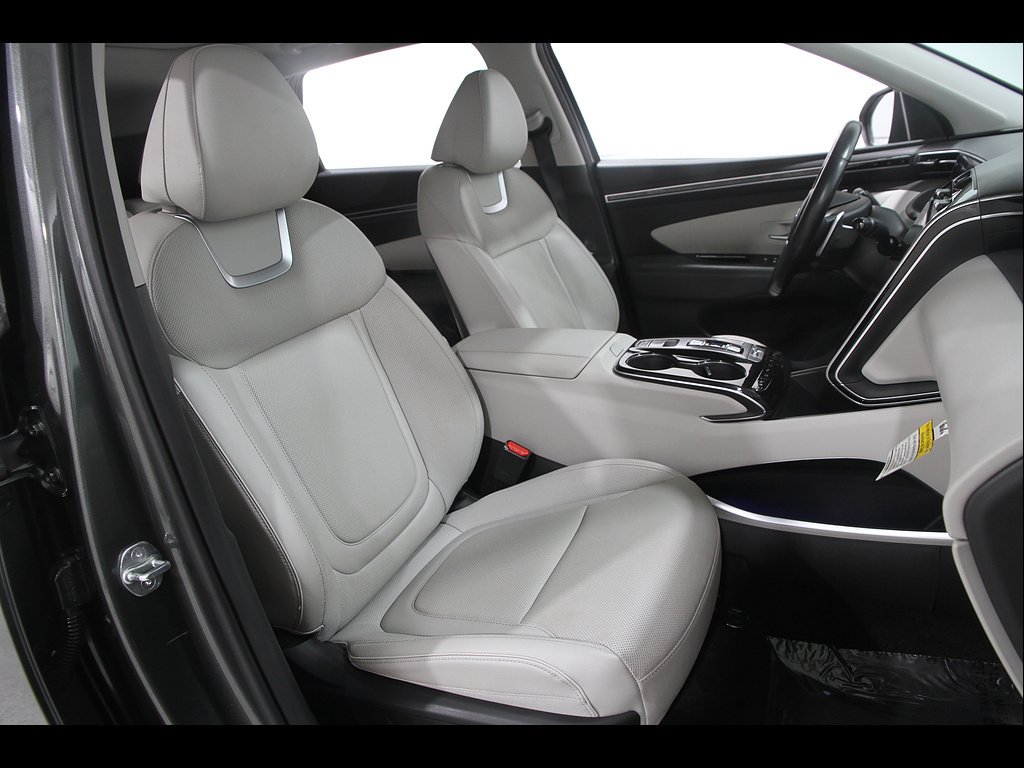 Certified 2023 Hyundai Tucson Limited AWD/4WD image 18
