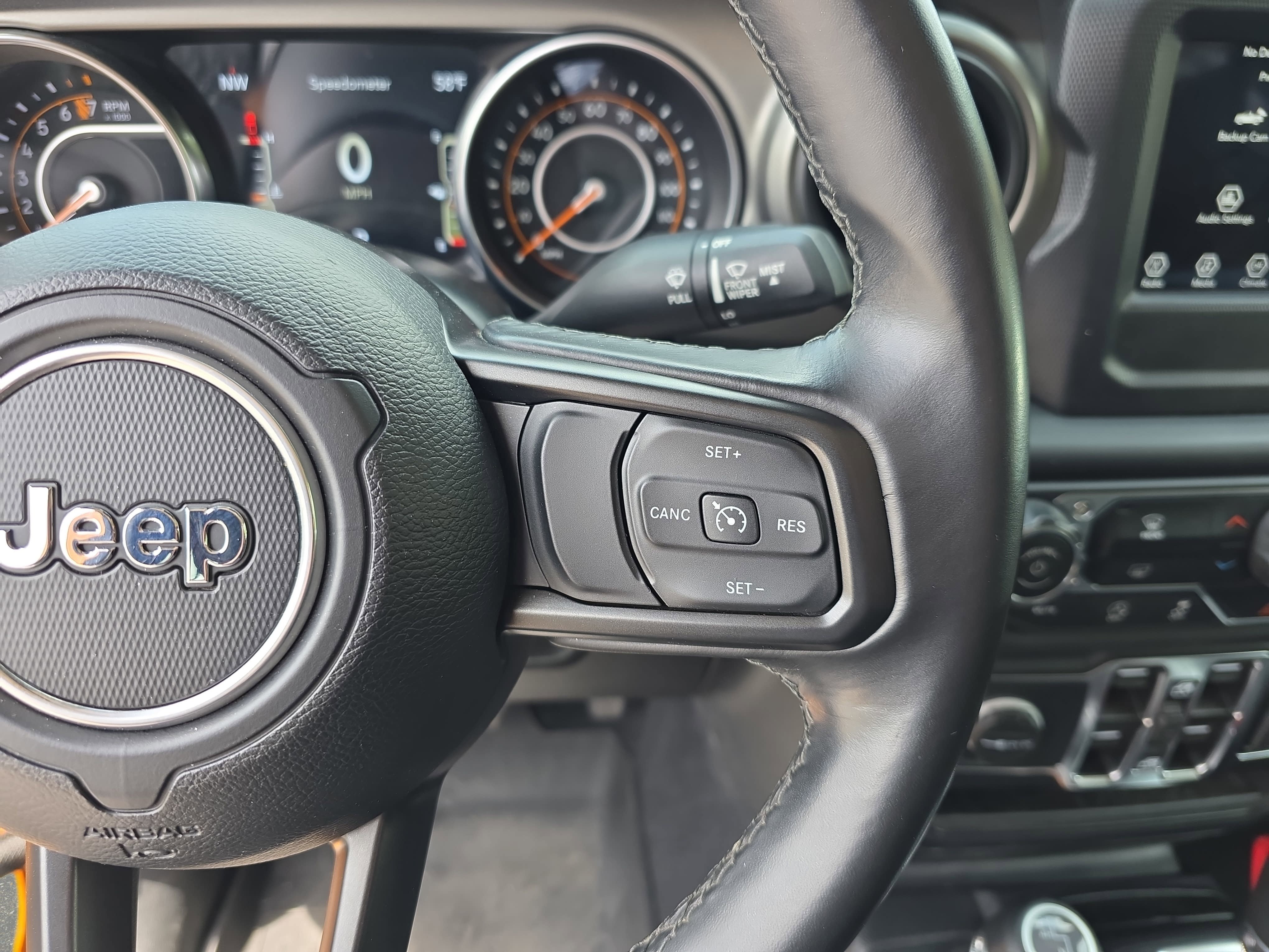 Used 2021 Jeep Gladiator Mojave AWD/4WD image 15
