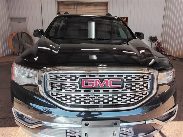 Used 2018 GMC Acadia Denali w/ Technology Package image 7