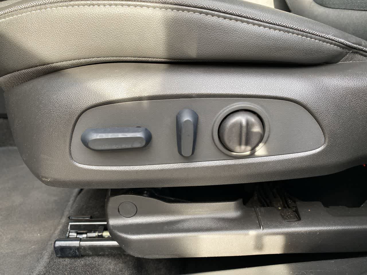 Used 2023 Buick Encore GX Select FWD image 15