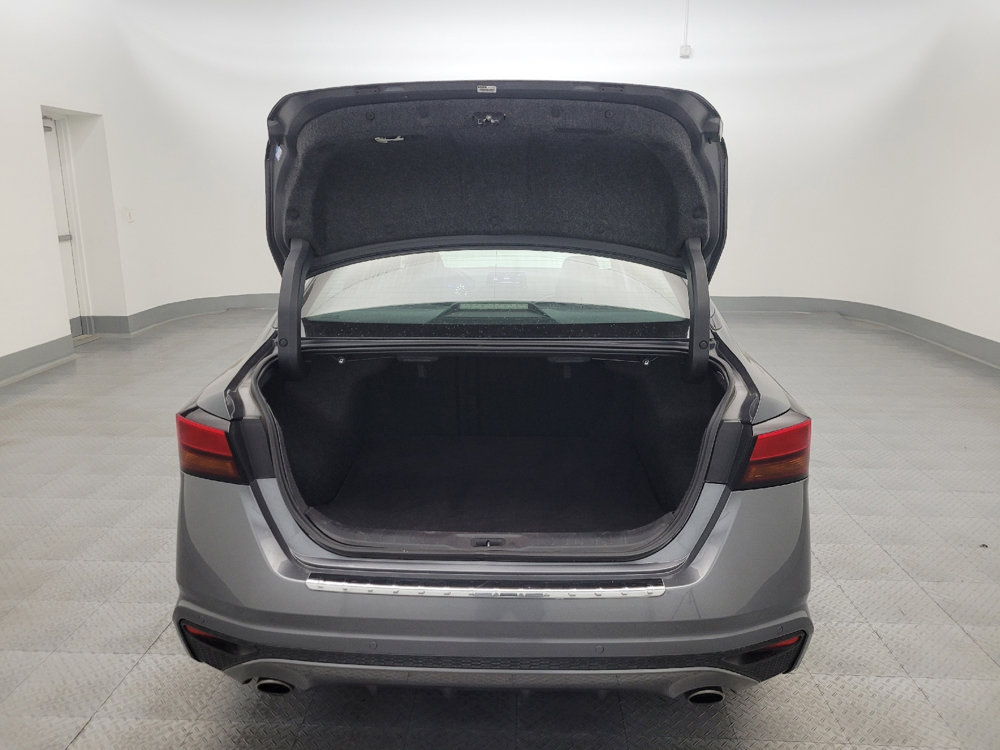 Used 2020 Nissan Altima 2.0 Platinum image 29