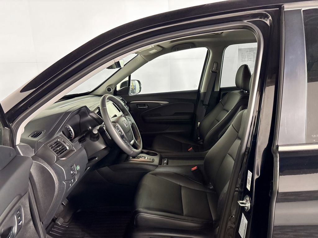 Used 2023 Honda Ridgeline RTL image 11