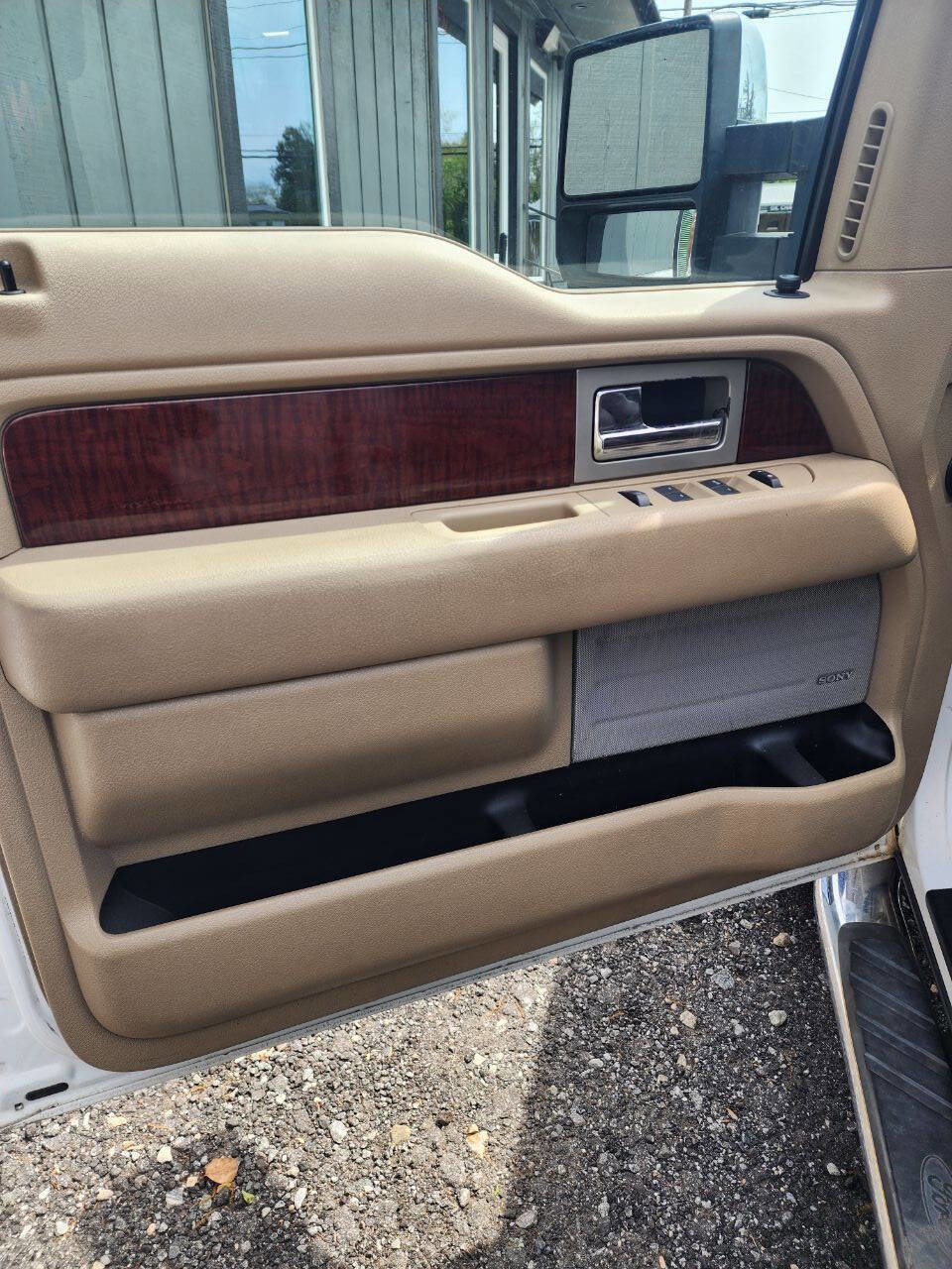 Used 2010 Ford F150 King Ranch AWD/4WD image 9