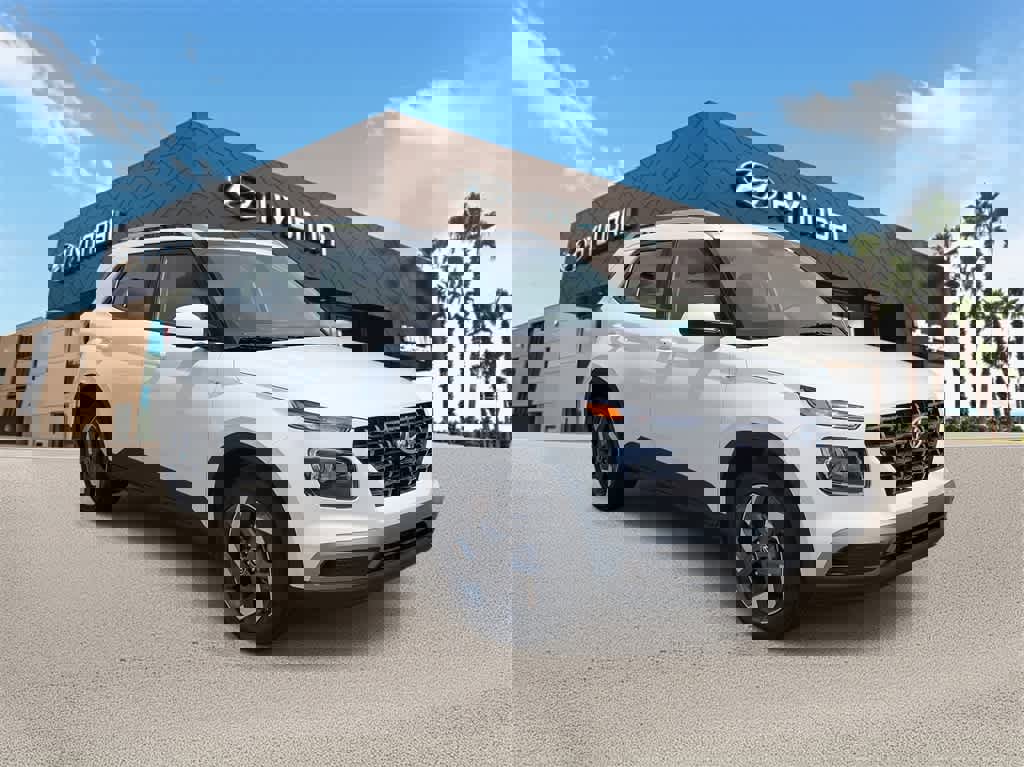 New 2025 Hyundai Venue SEL image 4