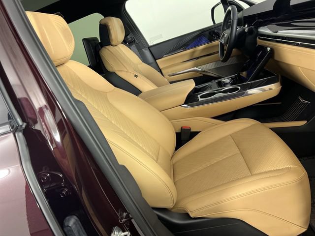 Certified 2026 Cadillac Escalade IQ Luxury 2 AWD/4WD image 28