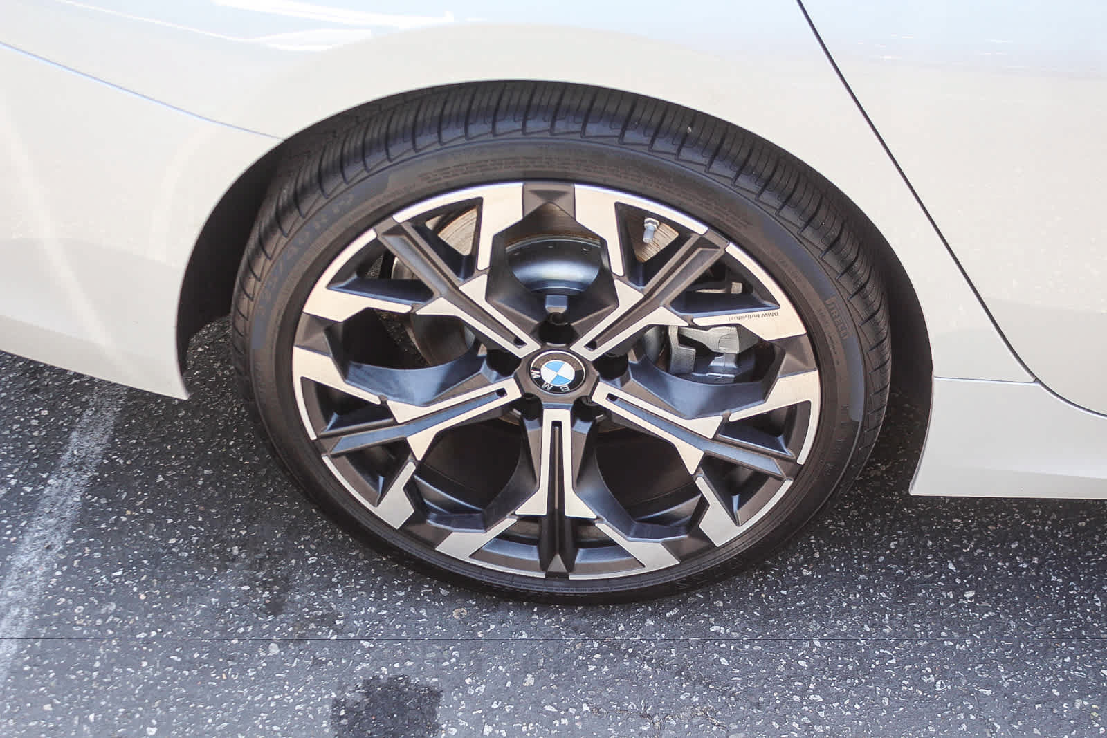 Used 2026 BMW 330i Sedan w/ Convenience Package RWD image 8