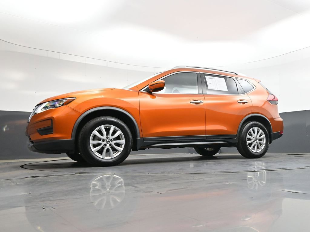 Used 2020 Nissan Rogue SV image 41