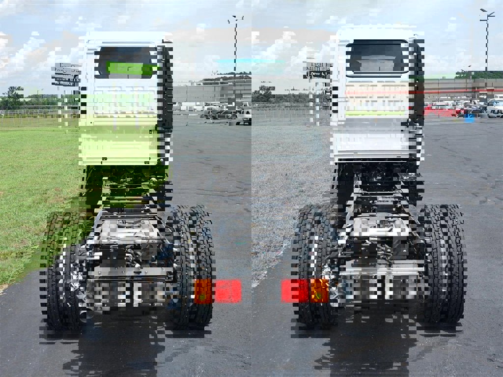 New 2025 Chevrolet Low Cab Forward image 3