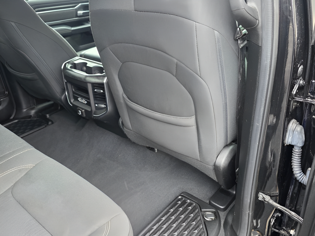 Used 2019 RAM 1500 Big Horn AWD/4WD image 32