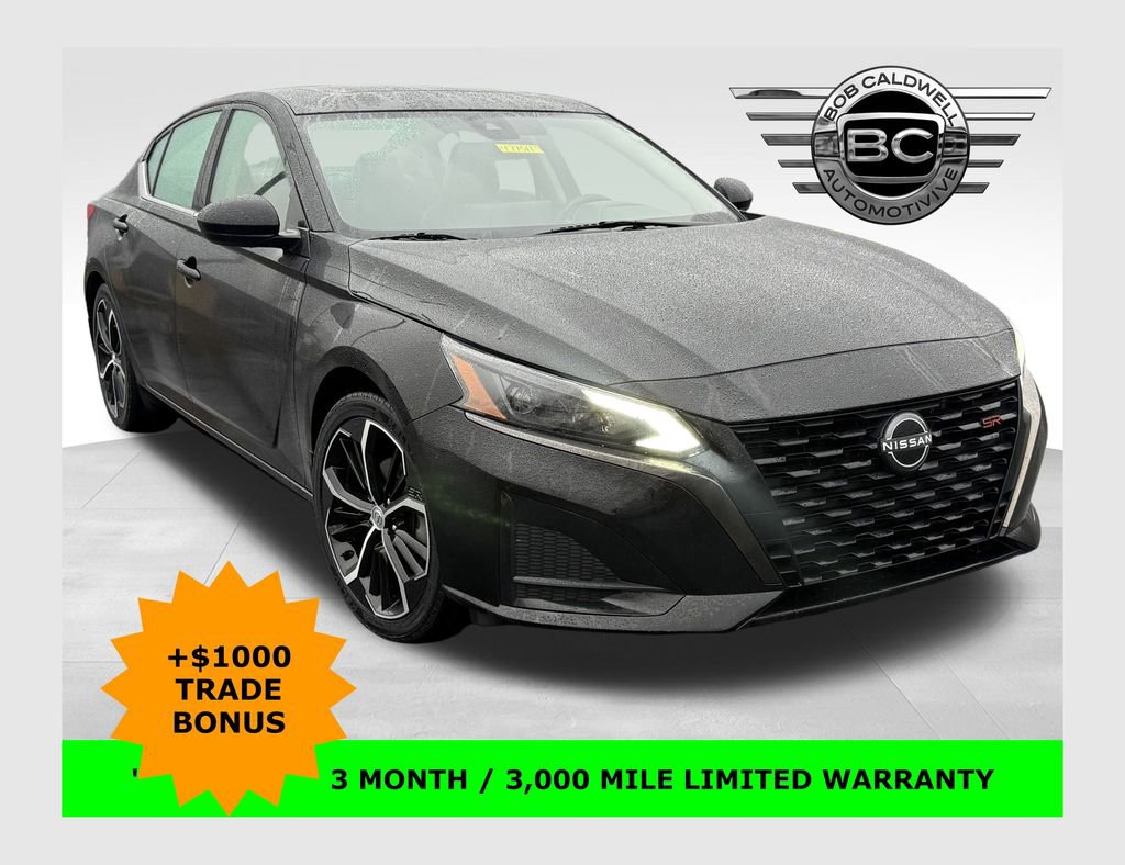 Used 2023 Nissan Altima 2.5 SR w/ SR Premium Package