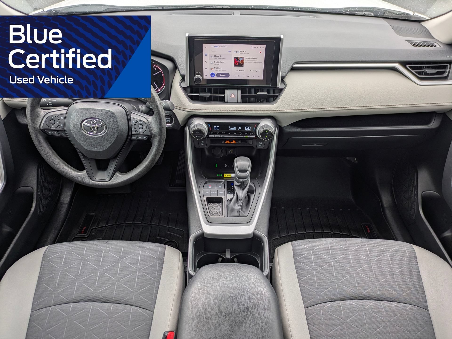 Used 2024 Toyota RAV4 XLE w/ Convenience Package FWD image 18