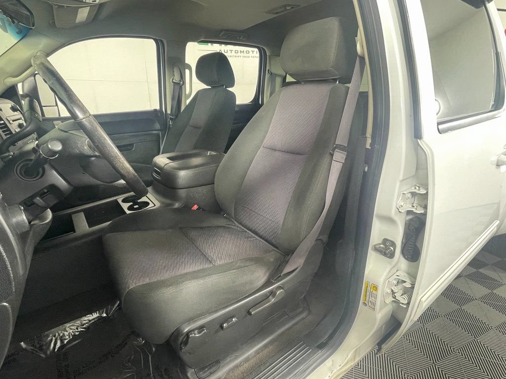 Used 2013 GMC Sierra 3500 SLE AWD/4WD image 13