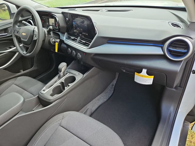New 2026 Chevrolet Trax LS w/ LS Convenience Package FWD image 28