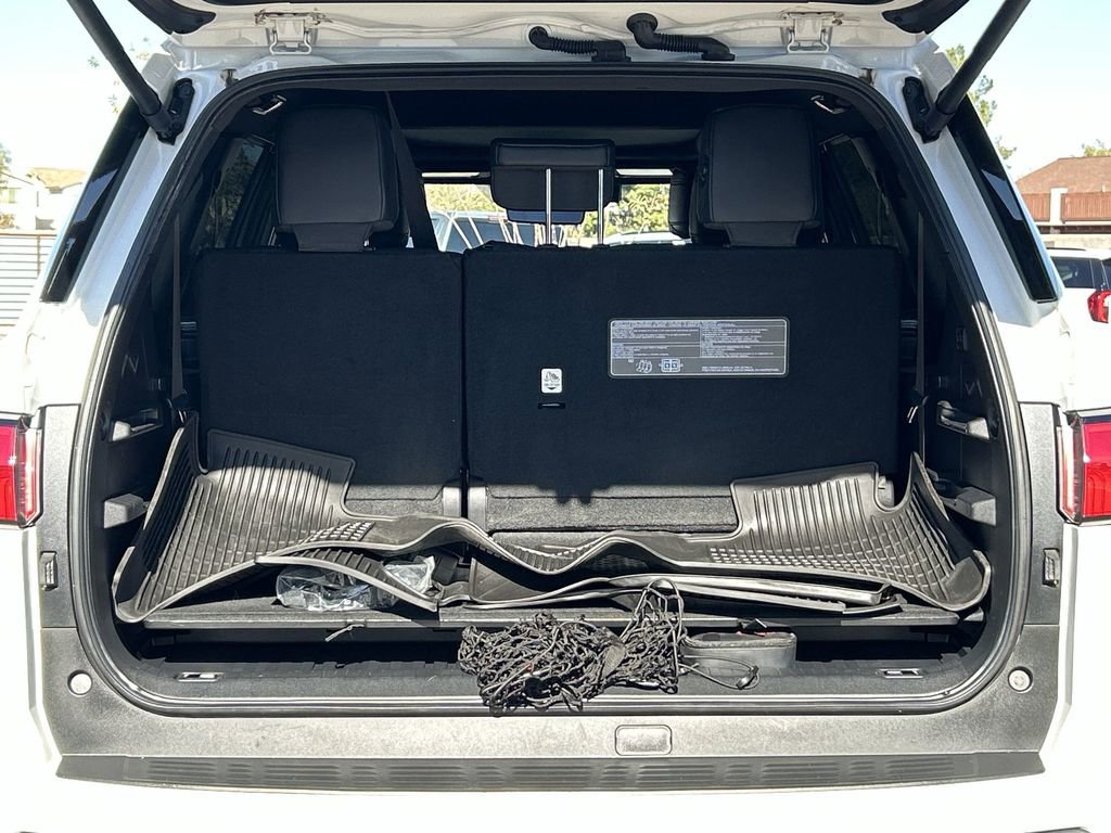 Used 2024 Toyota Sequoia Platinum image 27